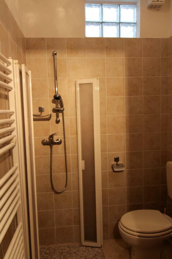 Via Di Roma 4 Apartment ราเวนนา ภายนอก รูปภาพ